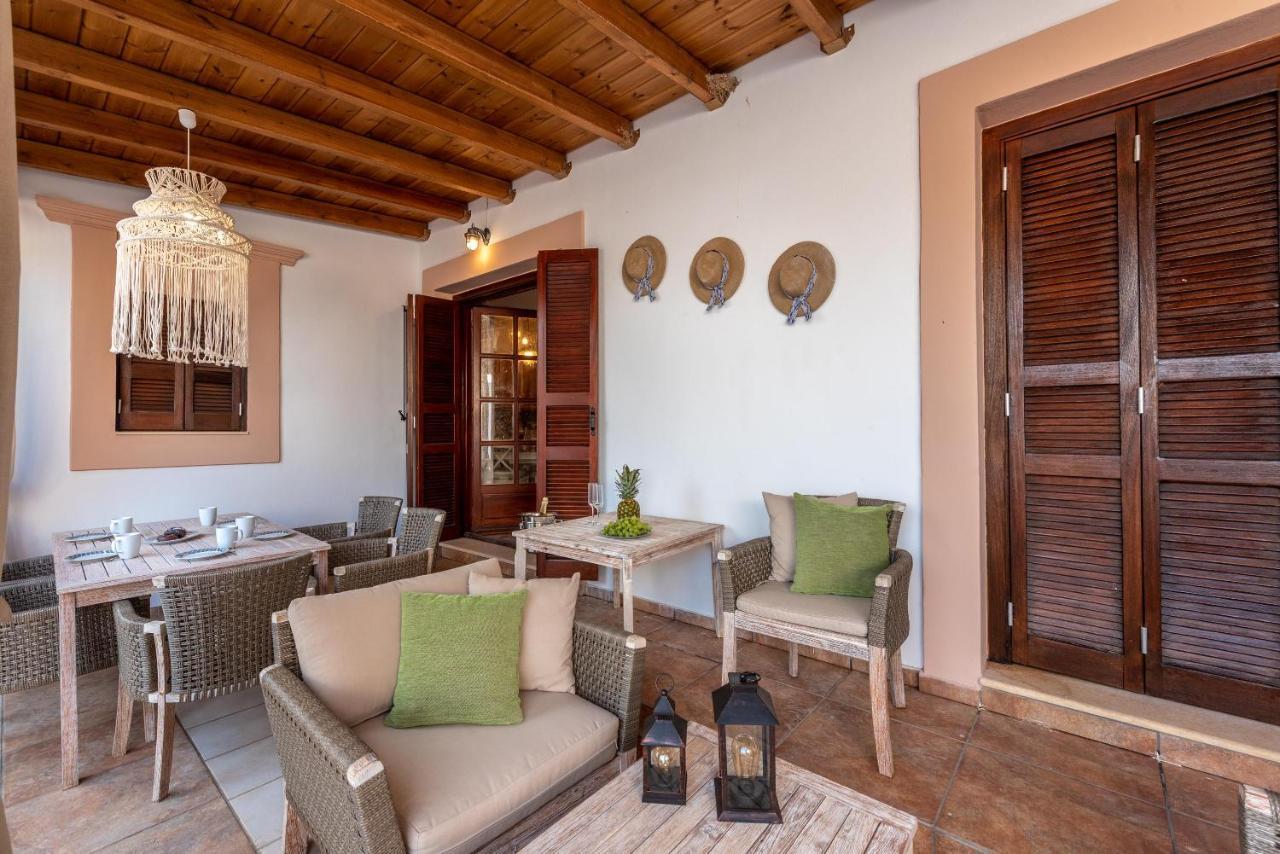 Casa Aestas Villa ลาคาเนีย ภายนอก รูปภาพ